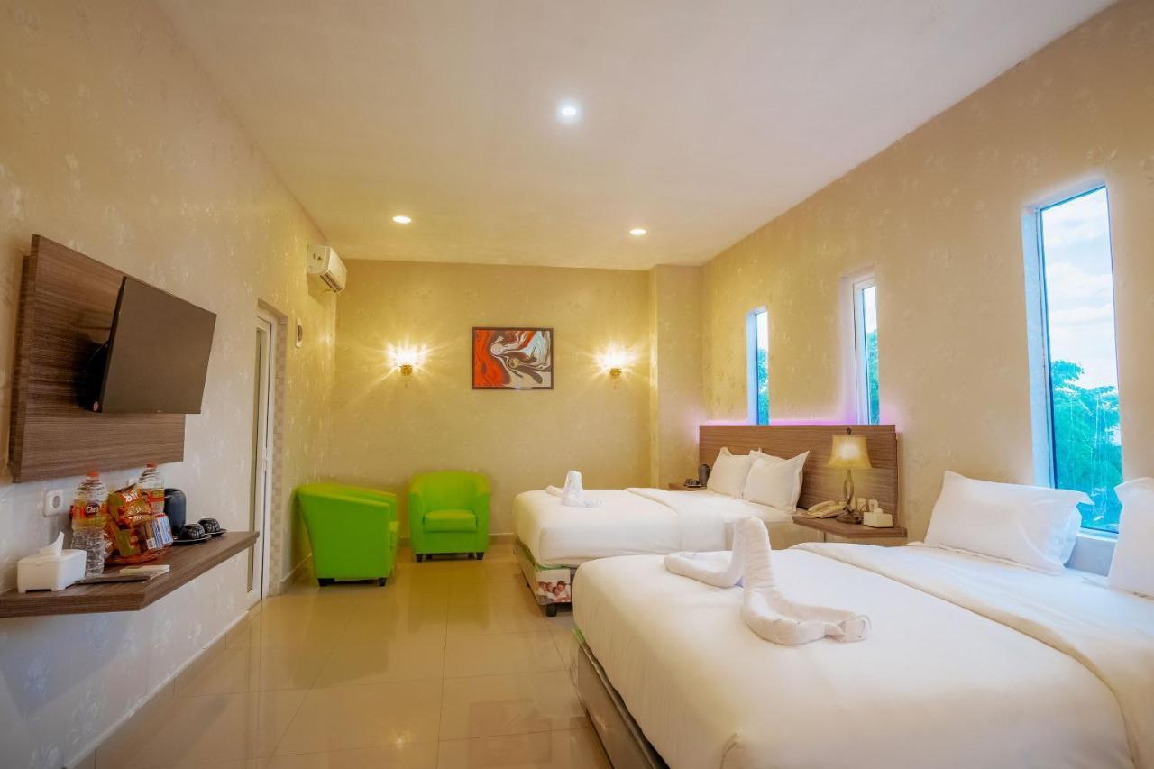 De'Tonga Hotel Medan Exterior foto